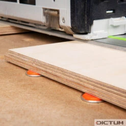 Jeu De Valets D’établi Antidérapants De Protection UJK -Famille Outil Magasin 745216 04 A WE 8 UJK Anti Slip Protection Dogs Set WZ jpg